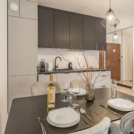 Grzegorzki Apt - Balcony, Ac, Shops&Tram Nearby - By Rentujemy Krakow Exterior photo